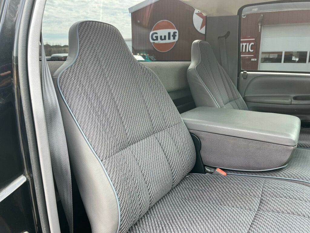 1994 Dodge Ram 2500 12 Valve Cummins Diesel 4x4 5-Speed Manual Transmission  - 22963969 - 75