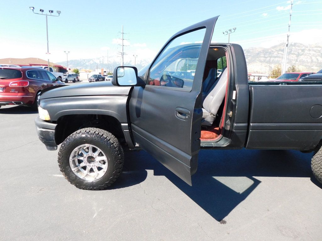 1994 Dodge Ram 2500 HD Reg Cab 135" WB 4WD - 22556935 - 18