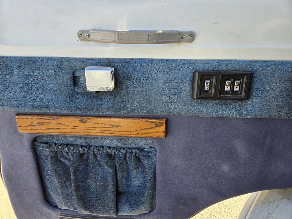 1994 Dodge Ram Van B250 109" WB - 22939857 - 14