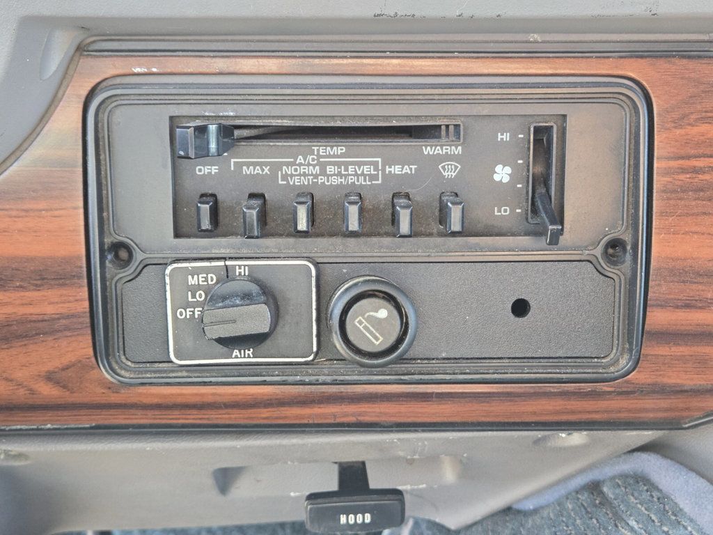 1994 Dodge Ram Van B250 109" WB - 22939857 - 19