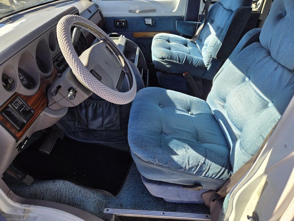 1994 Dodge Ram Van B250 109" WB - 22939857 - 6