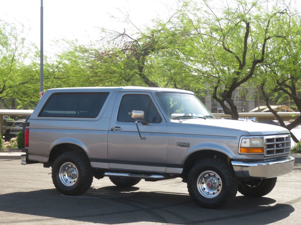 1994 Ford Bronco photo 4