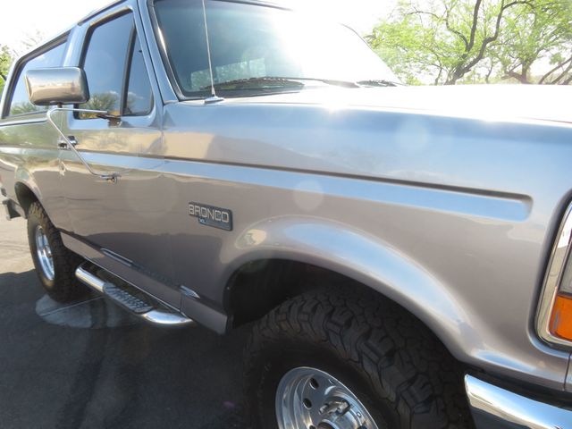 1994 Ford Bronco BRONCO 4X4 XL EXTRA  CLEAN 5.0 NEW PAINT NEW  TIRES  - 22813077 - 8