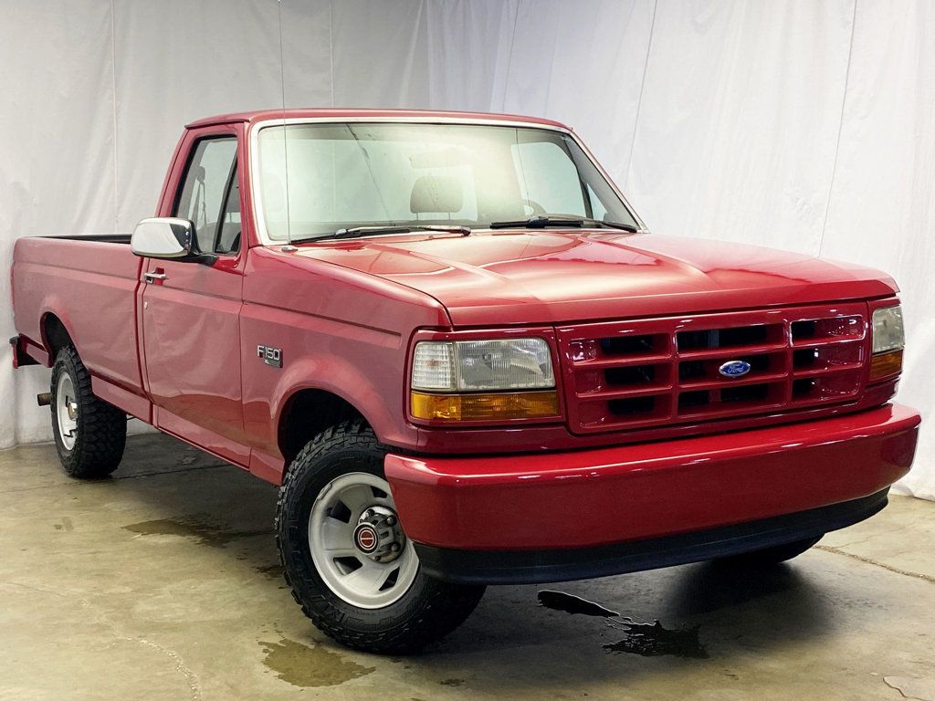 1994 Ford F-150 133" WB XL - 22877080 - 11