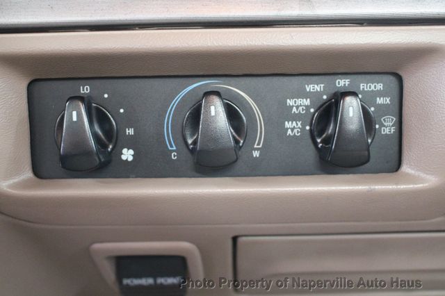 1994 Ford F-150 133" WB XLT - 23023213 - 24