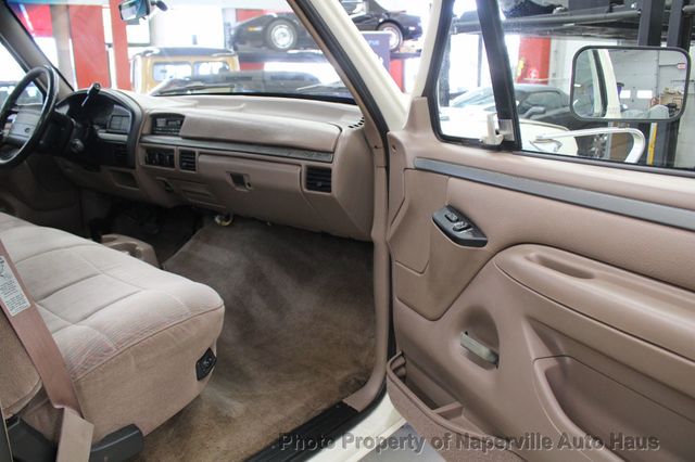 1994 Ford F-150 133" WB XLT - 23023213 - 25