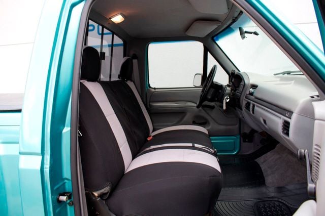 1994 Ford F-150 XL - 20788984 - 13