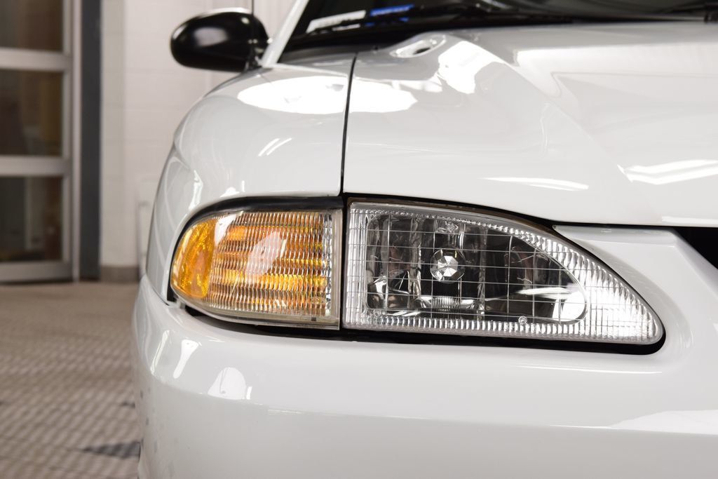 1994 Ford Mustang SVT Cobra - 23004746 - 11