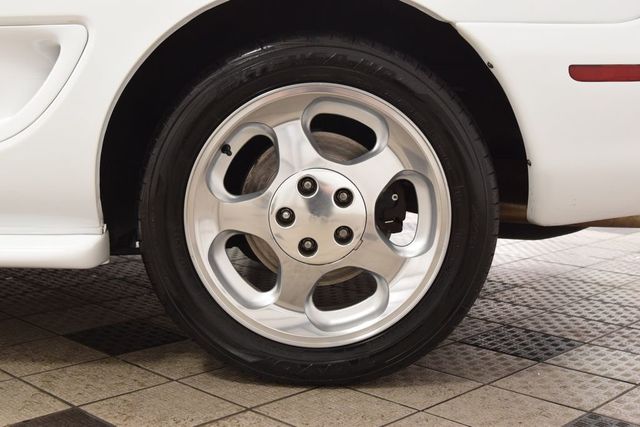 1994 Ford Mustang SVT Cobra - 23004746 - 25