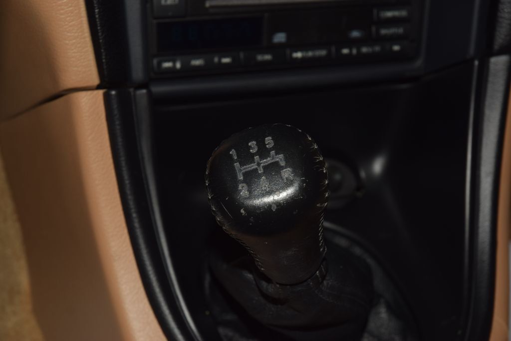 1994 Ford Mustang SVT Cobra - 23004746 - 32