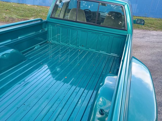 1994 GMC Sierra 3500 Club Coupe 155.5" WB DRW 1 Owner Florida Dually Truck - 22944967 - 13
