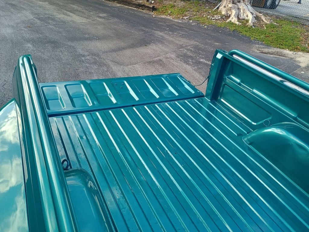 1994 GMC Sierra 3500 Club Coupe 155.5" WB DRW 1 Owner Florida Dually Truck - 22944967 - 14