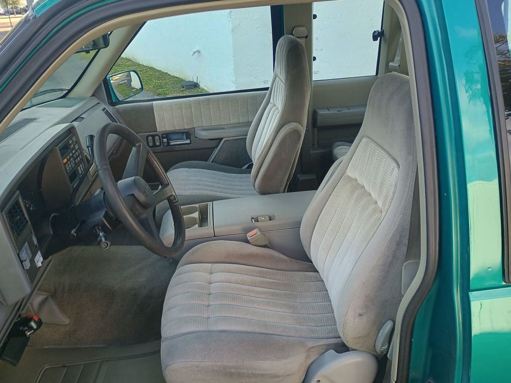 1994 GMC Sierra 3500 Club Coupe 155.5" WB DRW 1 Owner Florida Dually Truck - 22944967 - 30