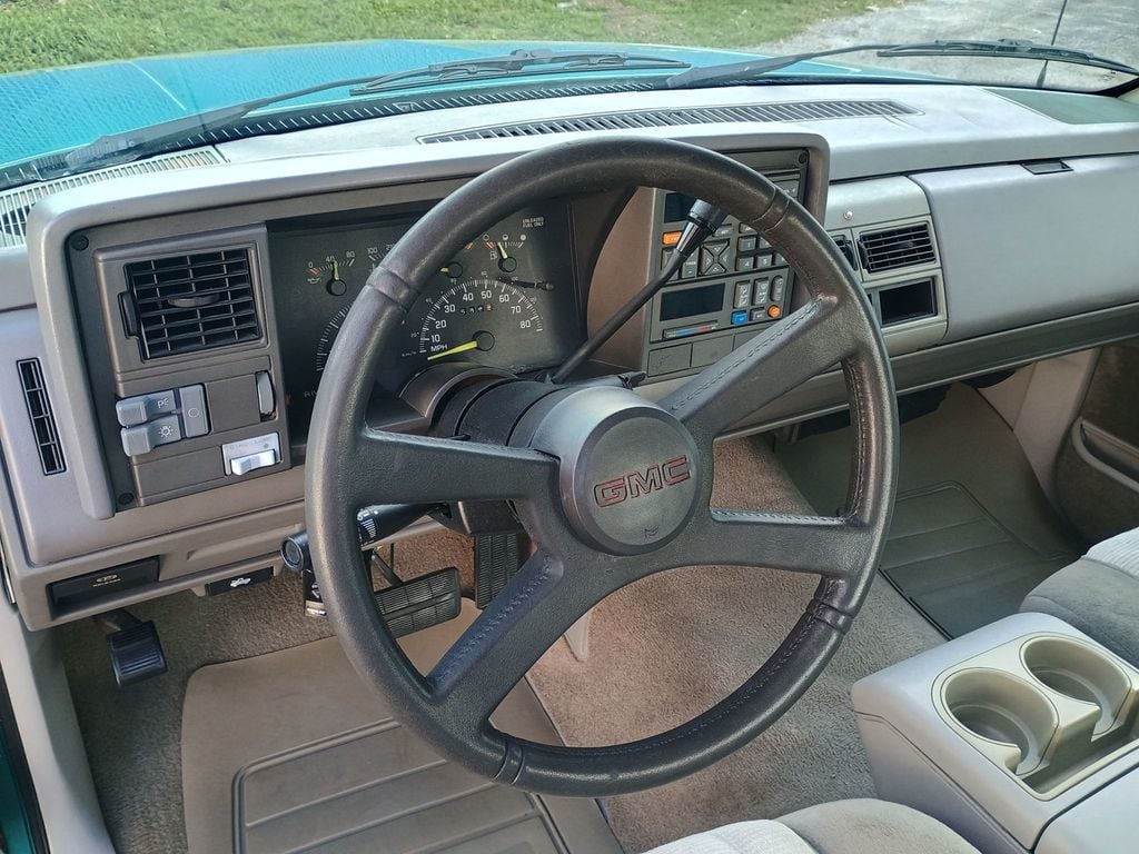 1994 GMC Sierra 3500 Club Coupe 155.5" WB DRW 1 Owner Florida Dually Truck - 22944967 - 33