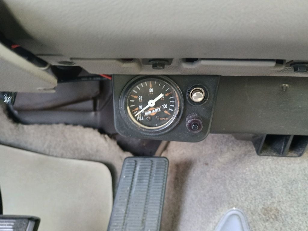 1994 GMC Sierra 3500 Club Coupe 155.5" WB DRW 1 Owner Florida Dually Truck - 22944967 - 38