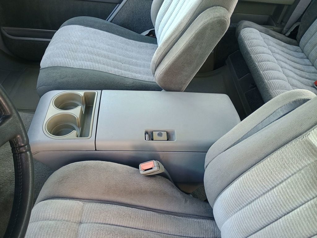 1994 GMC Sierra 3500 Club Coupe 155.5" WB DRW 1 Owner Florida Dually Truck - 22944967 - 46