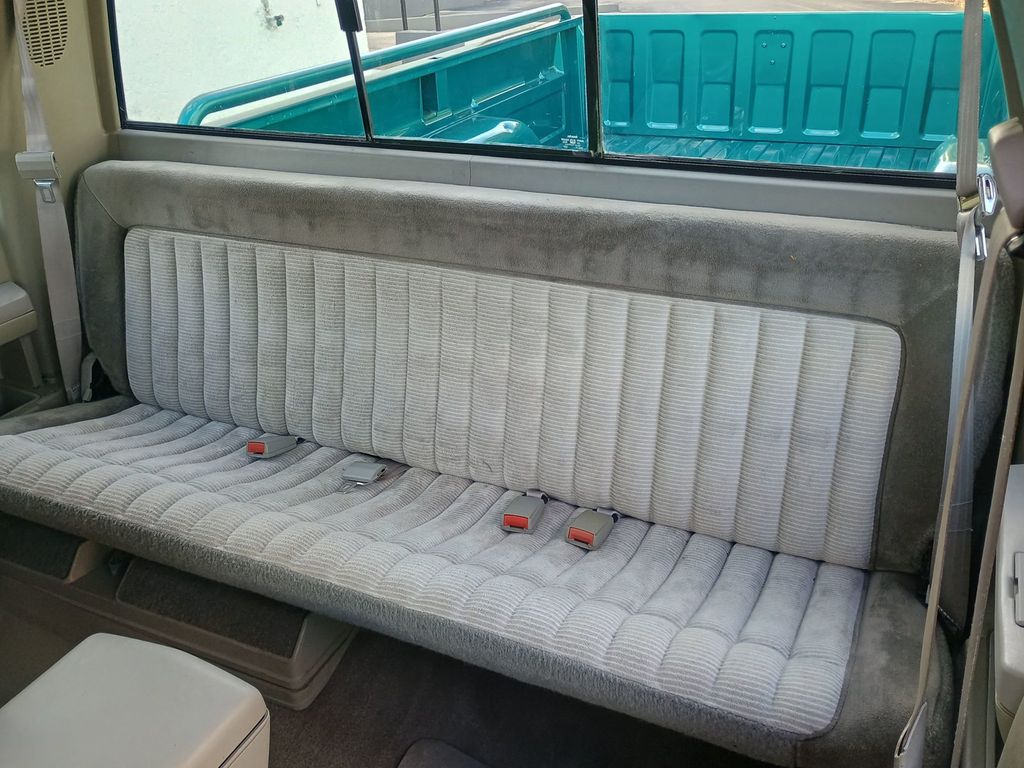 1994 GMC Sierra 3500 Club Coupe 155.5" WB DRW 1 Owner Florida Dually Truck - 22944967 - 47