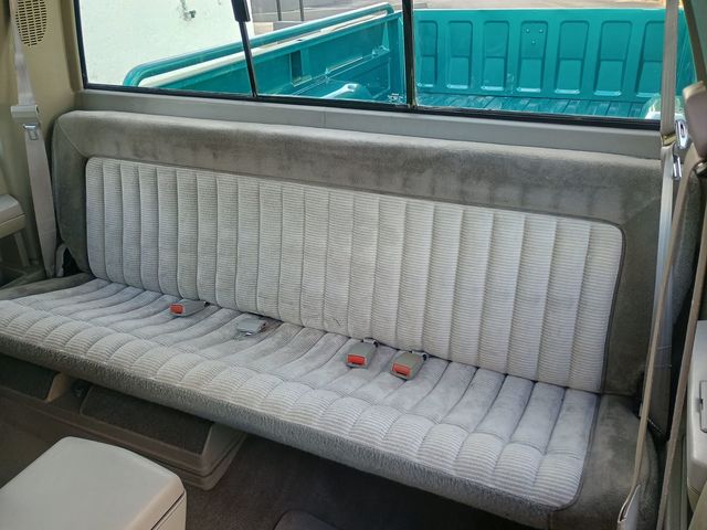 1994 GMC Sierra 3500 Club Coupe 155.5" WB DRW 1 Owner Florida Dually Truck - 22944967 - 47