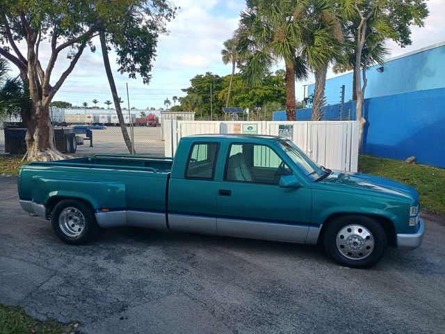 1994 GMC Sierra 3500 Club Coupe 155.5" WB DRW 1 Owner Florida Dually Truck - 22944967 - 5