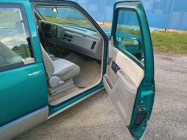 1994 GMC Sierra 3500 Club Coupe 155.5" WB DRW 1 Owner Florida Dually Truck - 22944967 - 61