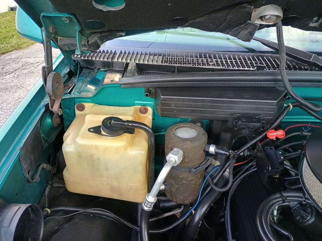 1994 GMC Sierra 3500 Club Coupe 155.5" WB DRW 1 Owner Florida Dually Truck - 22944967 - 70