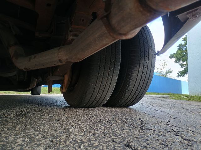 1994 GMC Sierra 3500 Club Coupe 155.5" WB DRW 1 Owner Florida Dually Truck - 22944967 - 81