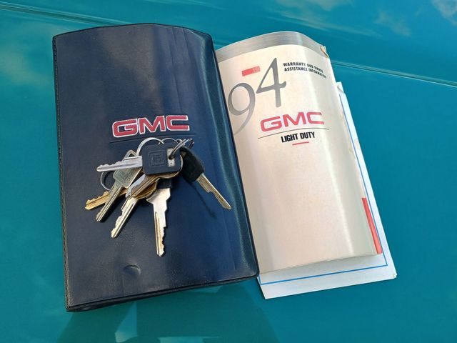 1994 GMC Sierra 3500 Club Coupe 155.5" WB DRW 1 Owner Florida Dually Truck - 22944967 - 90