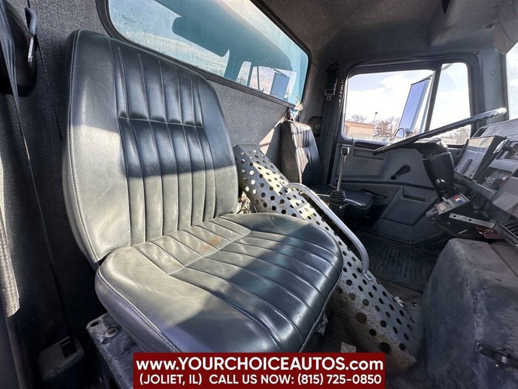 1994 International 4700 4X2 2dr Chassis - 22369419 - 21