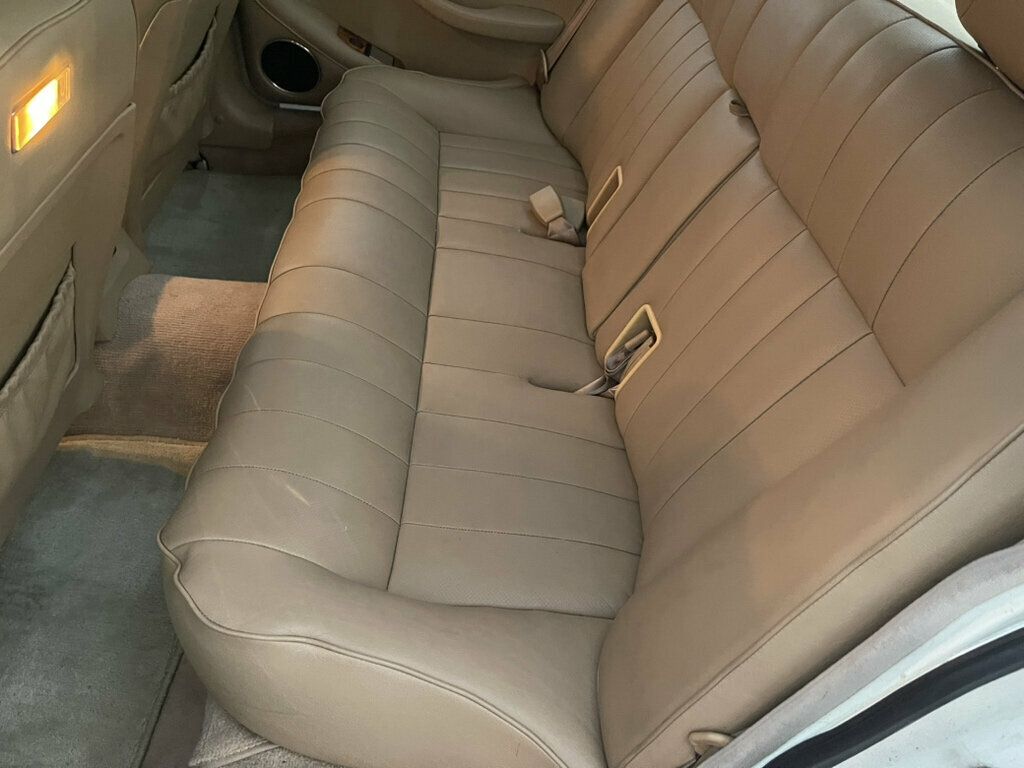 1994 Jaguar XJ 4dr Sedan - 23071635 - 21