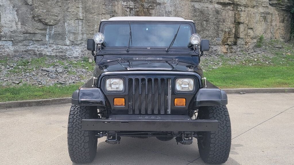 1994 Jeep Wrangler Rare 5 Speed MANUAL 4x4 CLEAN Southern Off Road 615-300-6004 - 22441260 - 4