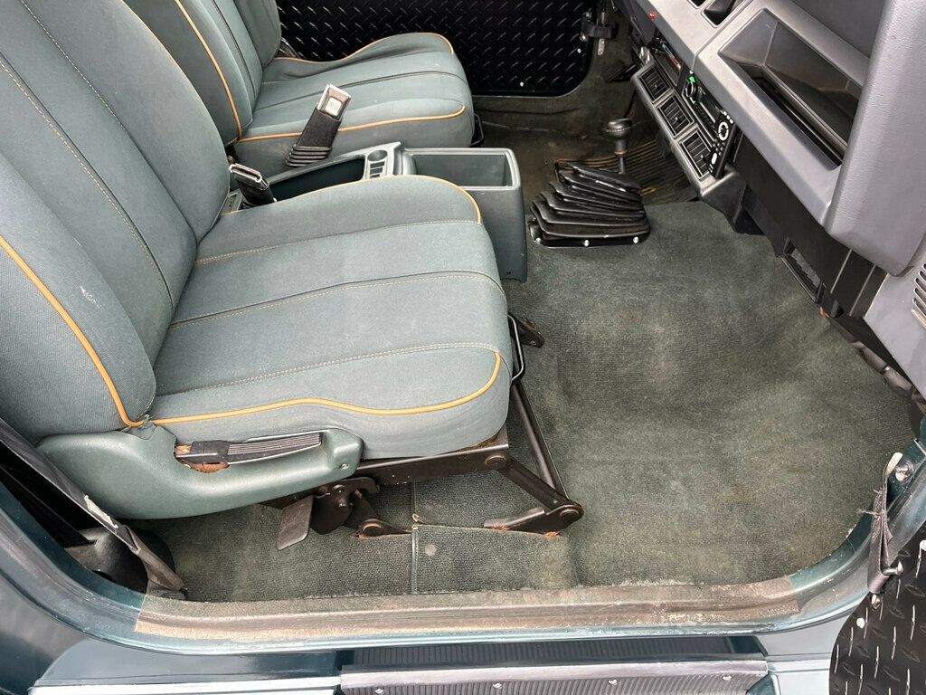 1994 Jeep Wrangler Sahara 4.0L Automatic Hardtop with A/C - 22834038 - 29