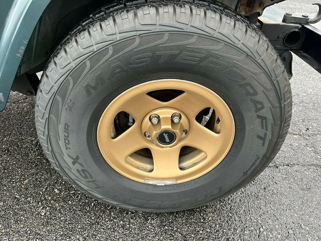 1994 Jeep Wrangler Sahara 4.0L Automatic Hardtop with A/C  - 22834038 - 45