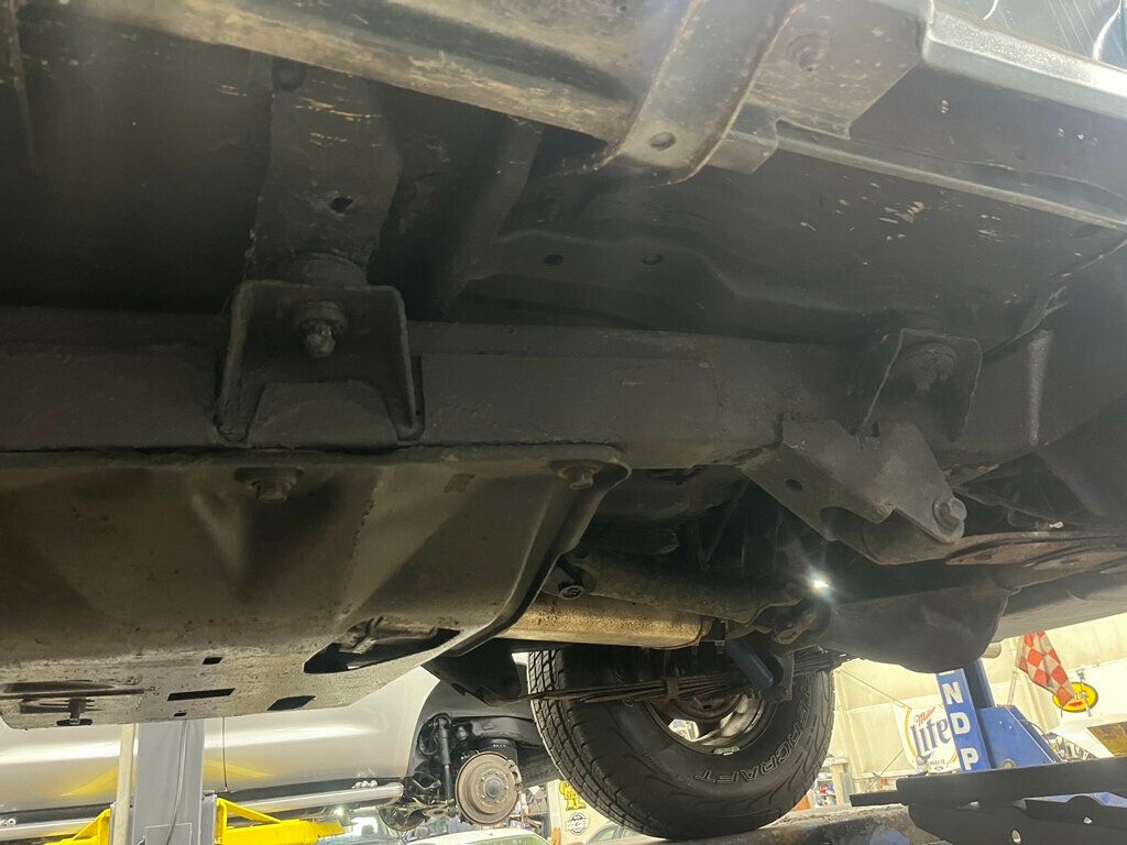 1994 Jeep Wrangler Sahara 4.0L Automatic Hardtop with A/C  - 22834038 - 48