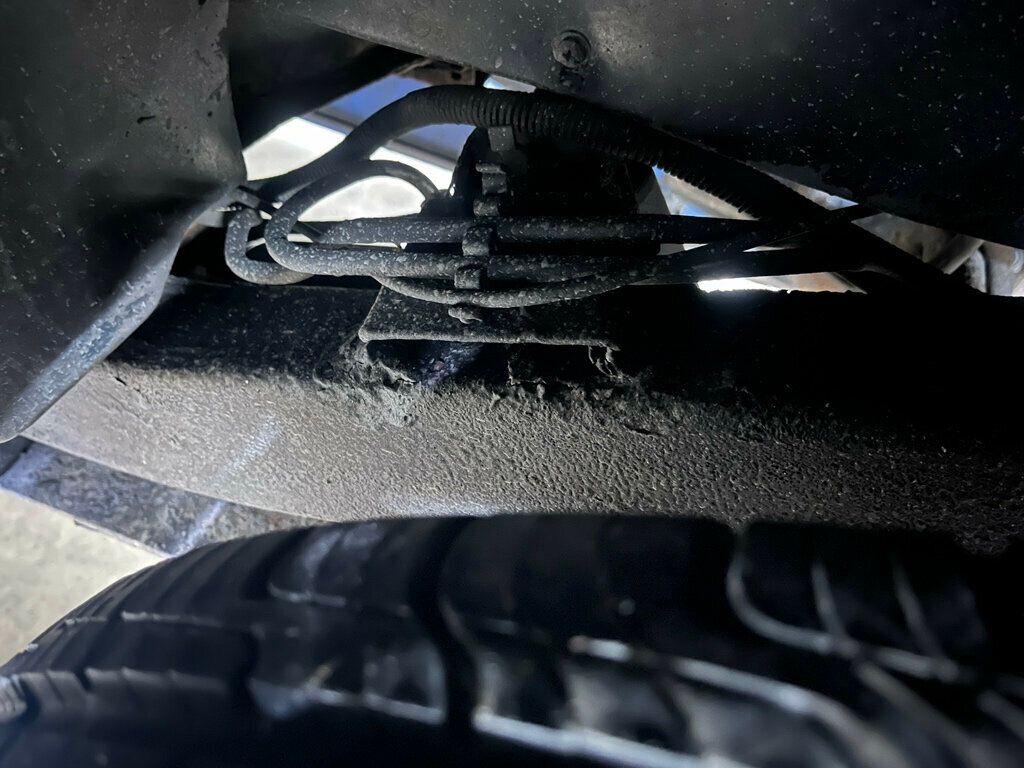 1994 Jeep Wrangler Sahara 4.0L Automatic Hardtop with A/C  - 22834038 - 57