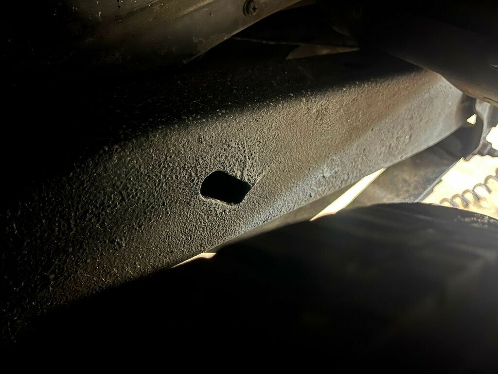 1994 Jeep Wrangler Sahara 4.0L Automatic Hardtop with A/C  - 22834038 - 58