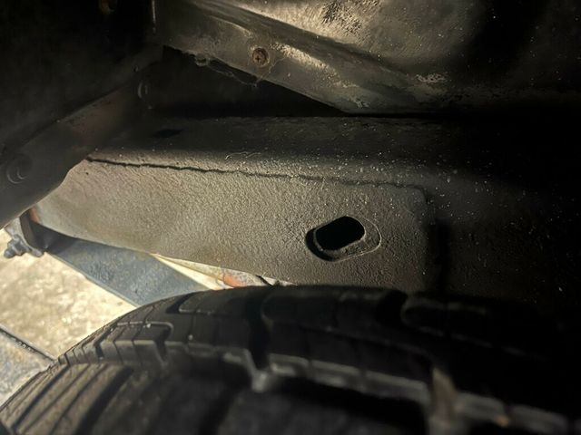 1994 Jeep Wrangler Sahara 4.0L Automatic Hardtop with A/C  - 22834038 - 60