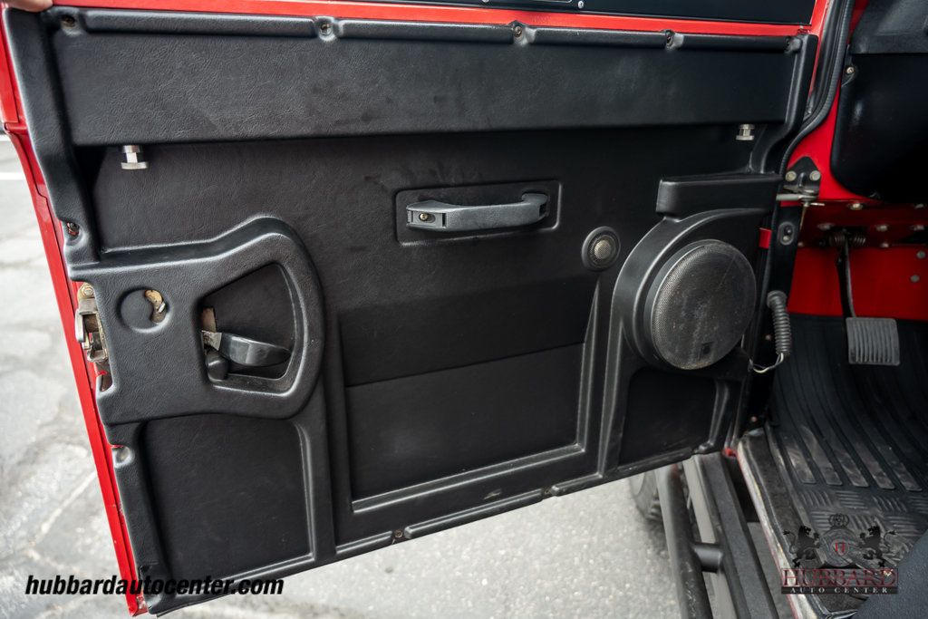 1994 Land Rover Defender 90 2dr Convertible - 23047015 - 19
