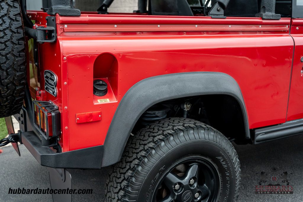 1994 Land Rover Defender 90 2dr Convertible - 23047015 - 40