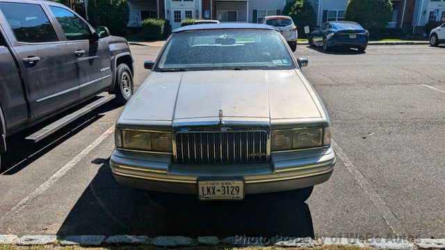 1994 Lincoln Town Car Signature Series For Sale - 22591305 - 1