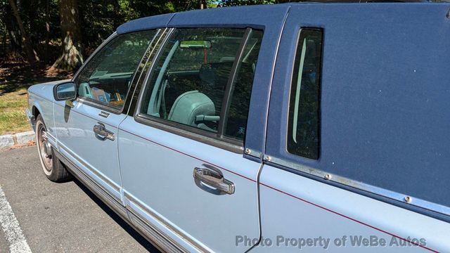 1994 Lincoln Town Car Signature Series For Sale - 22591305 - 4