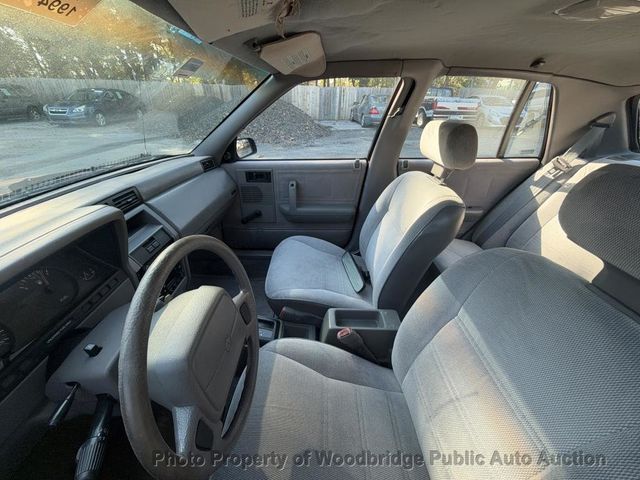 1994 Plymouth Sundance 4dr - 23099689 - 5