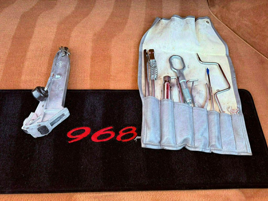 1994 Porsche 968 Cabriolet, Only 49K Miles!!! 6-Speed Manual, Heated Seats - 22981006 - 40