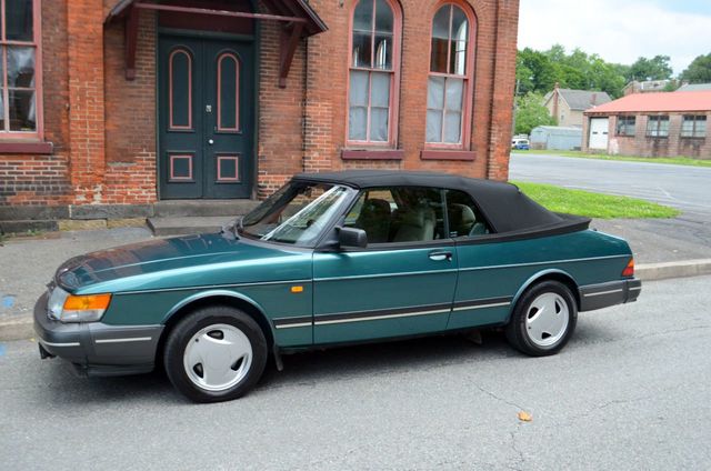 1994 Saab 900T Conv LOW MILES  W/RECORDS - 17638800 - 1