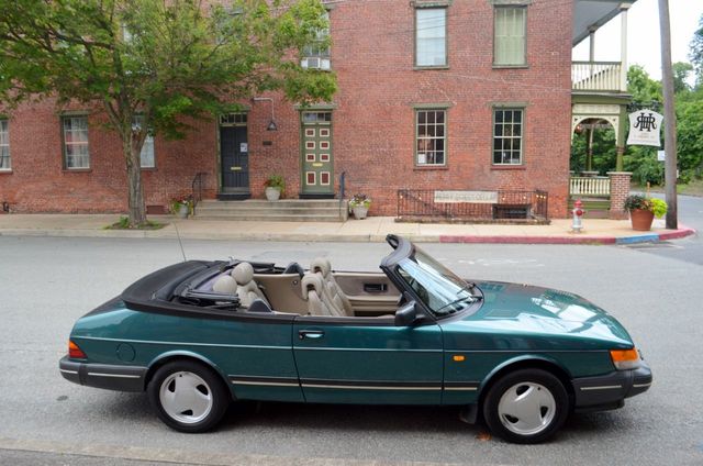 1994 Saab 900T Conv LOW MILES  W/RECORDS - 17638800 - 23