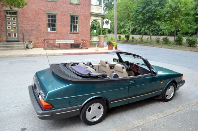1994 Saab 900T Conv LOW MILES  W/RECORDS - 17638800 - 24