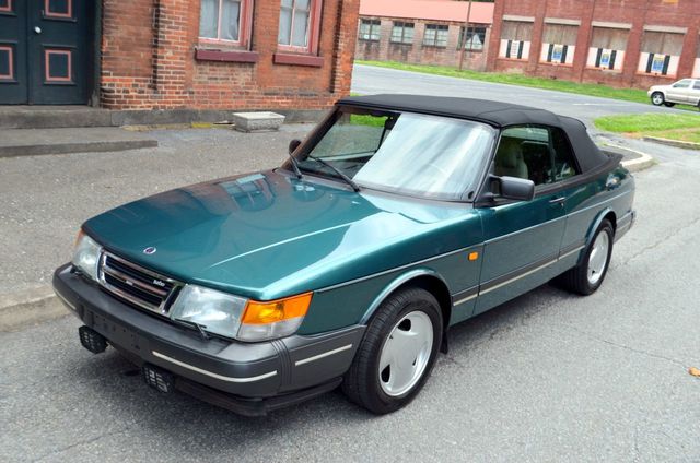 1994 Saab 900T Conv LOW MILES  W/RECORDS - 17638800 - 2