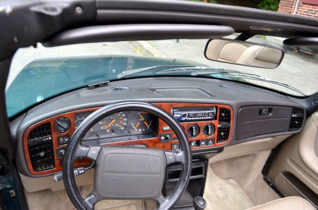 1994 Saab 900T Conv LOW MILES  W/RECORDS - 17638800 - 32