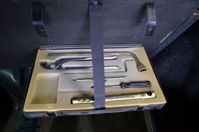 1994 Saab 900T Conv LOW MILES  W/RECORDS - 17638800 - 38