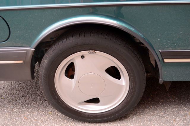 1994 Saab 900T Conv LOW MILES  W/RECORDS - 17638800 - 5