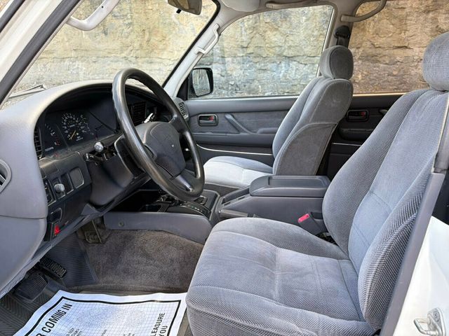 1994 Toyota Land Cruiser 4dr Wagon - 23047106 - 24